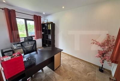 Vila moderna de vanzare, cu 5 camere, 380 mp, zona rurala la 15 minute de oras - 16