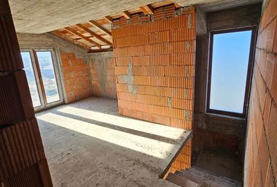 Casă cu 4 camere în Mineri - 2