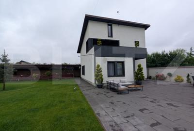 Casă cu 5 camere cu Teren 797 Mp în Sud - 3