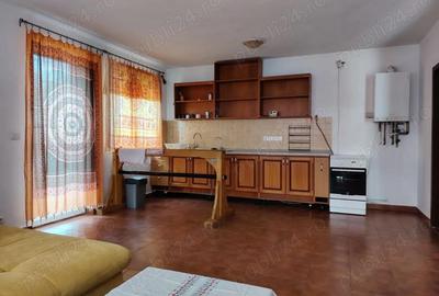 Casă cu 5 camere în Central - 8