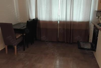 Inchiriez apartament zona reziden?iala 1camera - 3