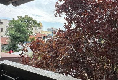 Casă cu 10 camere cu Canalizare în Cișmigiu - 1