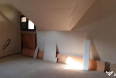 Casă cu 7 camere cu Teren 650 Mp în Lipănești - 3