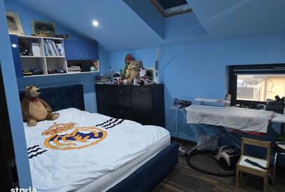 Casă cu 4 camere cu Teren 200 Mp în Central