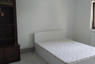 Apartament cu 3 camere decomandat în Central - 1