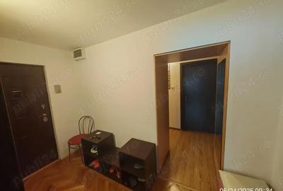 Apartament cu 4 camere decomandat în Central - 2