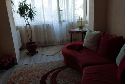 Apartament cu 3 camere semidecomandat în Central - 12