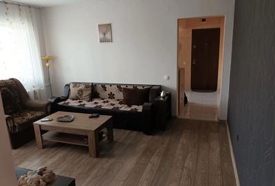 Apartament cu 3 camere în Central - 1