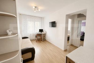Apartament cu 2 camere semidecomandat în Cetate