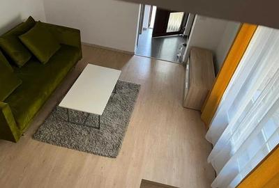 Casă cu 3 camere în Dumbrăvița