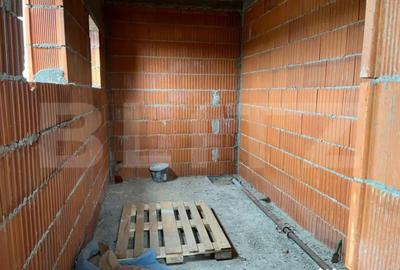 Casă cu 4 camere cu Teren 530 Mp în Central - 2