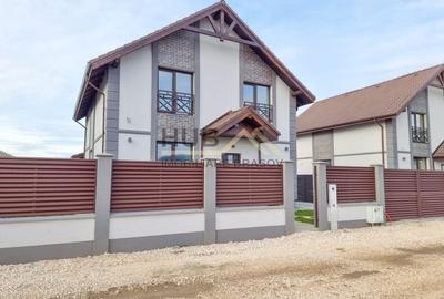 Casă individuală cu 4 camere cu Canalizare în Sânpetru - 1