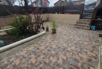 Casă cu 4 camere cu Canalizare în Năvodari - 3