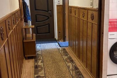 Apartament cu 3 camere decomandat în Central - 1