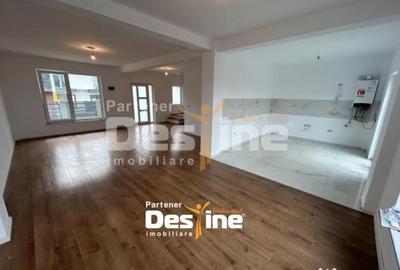 Casă cu 4 camere cu Teren 700 Mp în Rediu - 14