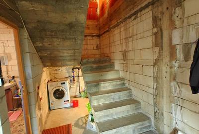 Casă cu 4 camere în Ordoreanu - 1