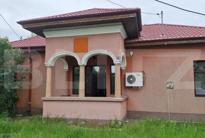 Casă cu Teren 1138 Mp în Central - 7