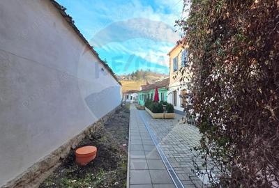 Apartament cu 3 camere semidecomandat în Ultracentral - 1