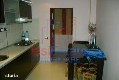 Apartament cu 3 camere decomandat în Canta - 9