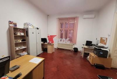 ? Casă de vânzare - Zona Bălcescu - 3