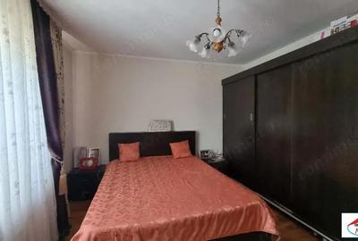 Casă cu Teren 1452 Mp în Lazuri - 1