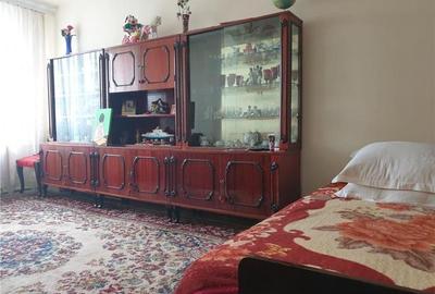 Vanzare Apartament 2 Camere Decomandat Aparatorii Patriei-Frumusani - 4