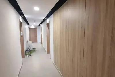 Apartament cu 3 camere decomandat în Colentina