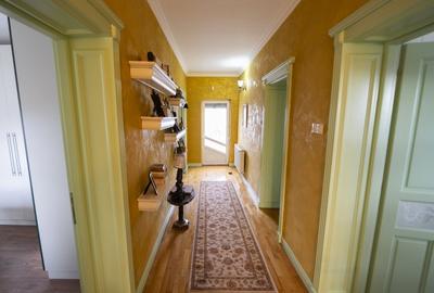 Casa cu personalitate Strada Spania - 17