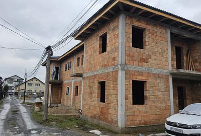 Casă cu 5 camere cu Canalizare în Florești - 10