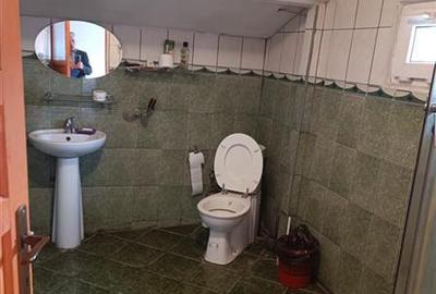 Casă individuală cu 8 camere cu Canalizare în Chitila - 12