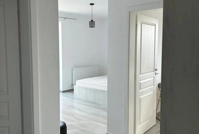 Bloc nou,et II, decomandat, mobilat. - 3