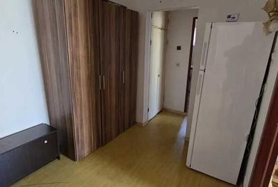 Apartament cu 2 camere decomandat în 1 Mai - 3