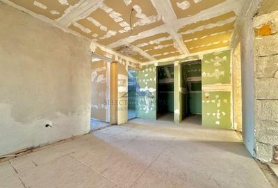 Casă individuală cu 12 camere cu Teren 568 Mp în Cristian - 11