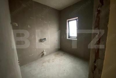 Casă cu 4 camere cu Teren 364 Mp în Moșnița Veche