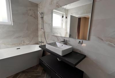 REA1015960 Penthouse spectaculos cu vedere spre lac - 12