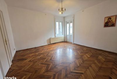 Casă cu Teren 549 Mp în Ultracentral