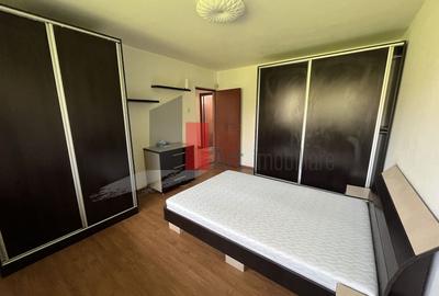 Apartament cu 2 camere decomandat în Drumul Taberei