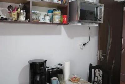 Garsonieră decomandată în Alfa - 10