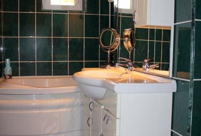 Apartament cu 4 camere decomandat în Lipovei - 8