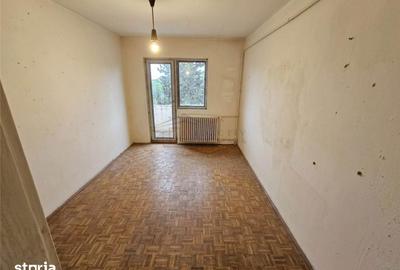 Apartament cu 3 camere semidecomandat în Central - 4