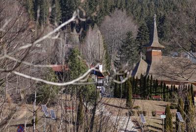 Apartament cu 3 camere decomandat în Central - 1