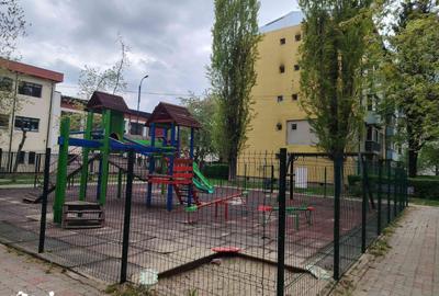 Apartament cu 2 camere semidecomandat în Micro 9 - 6