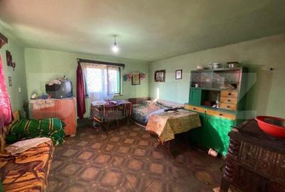 Casa veche cu 4 camere, teren 1800 mp, Henig - 3