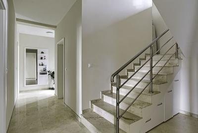 PRET NOU Vila superba pe colt in cartierul Europa, Vladimirescu - 3