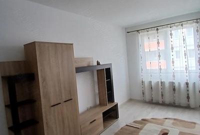 Apartament cu 2 camere decomandat în Turnișor - 2