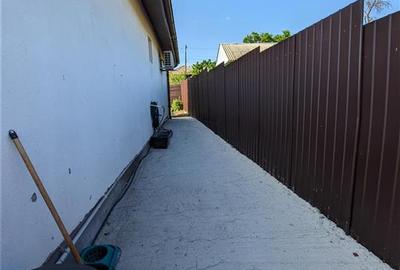 Casă cu 4 camere cu Teren 366 Mp în Holboca - 20