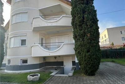 Vila duplex, curte, garaj, teren 2350 mp - 2