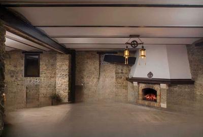 Spațiu comercial, în Castelul Peleș - 5