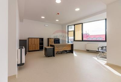 Spațiu comercial, de 38 mp, în Ultracentral - 9