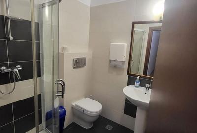 Apartament cu 4 camere în Titan - 15